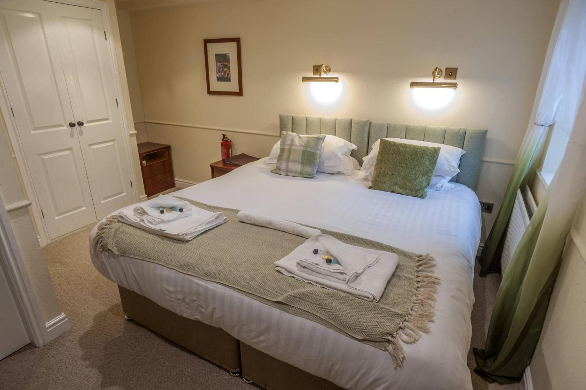 Shakespeare Inn Kendal Dış mekan fotoğraf